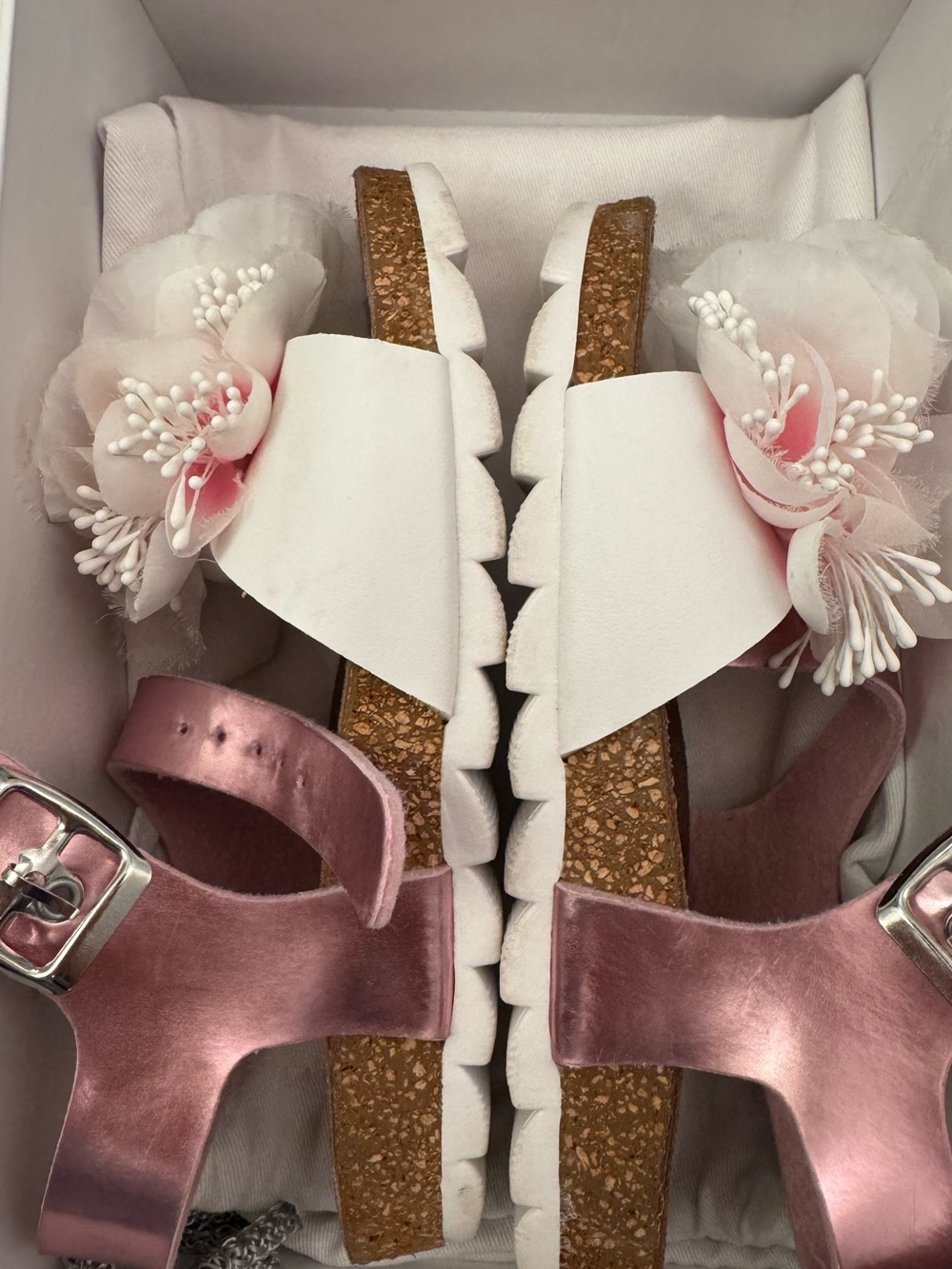 Monnalisa girls white & pink flower sandals EU32 / US 1 - Picture 10 of 15